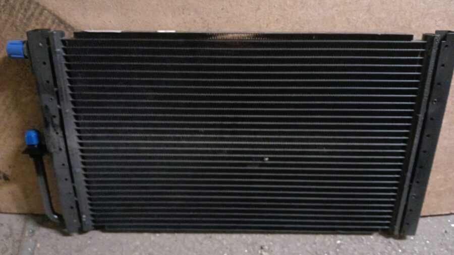 890414 Kondicioniera radiators 